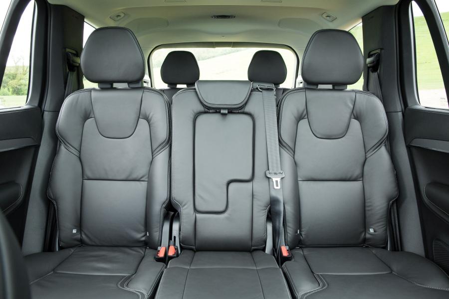  Volvo XC90 D5 Inscription 2015 года  (UK) (фото 28 из 30)
